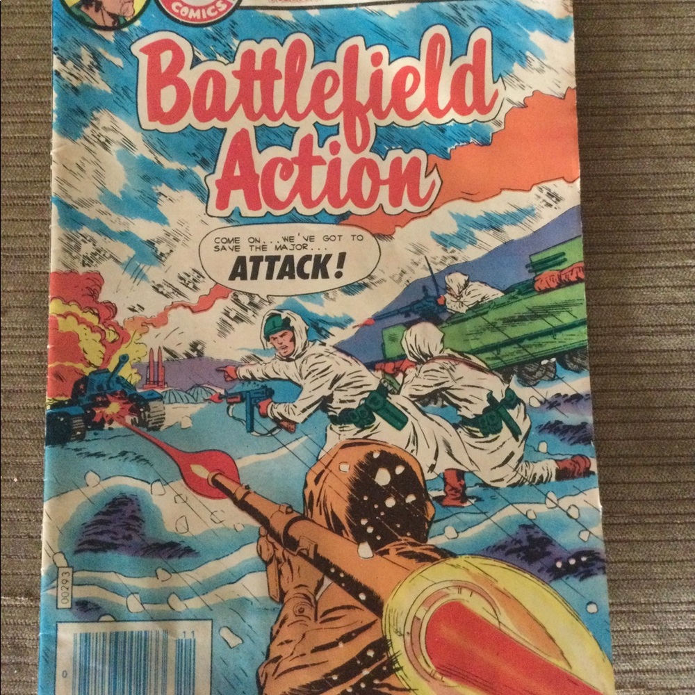 Comic Books - Picture 2 of 10